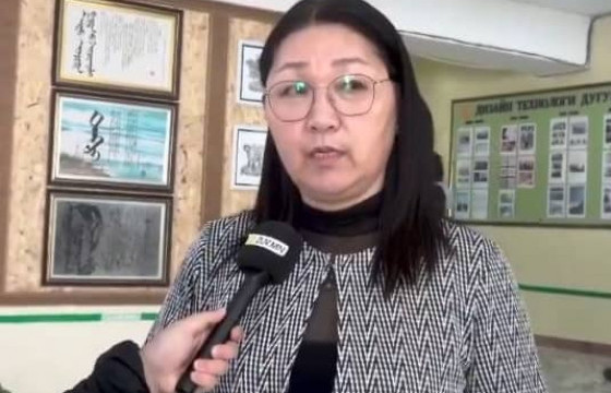 ӨЗБАС-ИЙН МЕНЕЖЕР Г.ЭНХТОГОО: Багш сурагчаа электрон тамхи хэрэглэсэн хэмээн буруугаар ойлгож хамар, чихийг нь гэмтээсэн. Сурагчийн гэрийнхэн гомдолгүй гэсэн учир багш ажлаа хийж байгаа