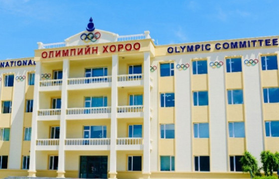 Спорт холбоодын удирдлагууд бадминтоноор өрсөлдөнө