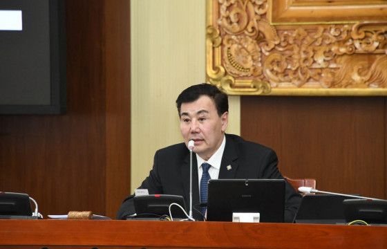 Б.БАТТӨМӨР: МӨНГӨ ХЭВЛЭЖ, ТАРААСААР ИНФЛЯЦ ӨСӨЖ, ТӨГРӨГИЙН ХАНШ СУЛАРЧИХЛАА