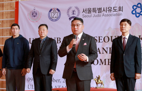 Дөрвөн хотын жүдо бөхийн тамирчдын нөхөрсөг тэмцээн эхэллээ