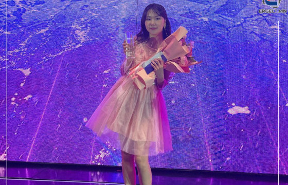 Я.ЭГШИГЛЭН: “The Changwon K-Pop World Festival 2022” тэмцээнд тэргүүн байр эзэлж, мөрөөдлөө нэг шатаар ахиуллаа