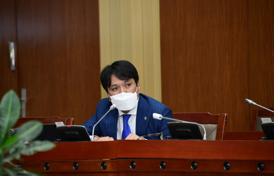 Т.ДОРЖХАНД: Ж.Батзандан туслахаараа дамжуулж зээл авсан хэргээр ачигдсан бол Ерөнхийлөгч асан Х.Батулгын хэрэг яасан юм бэ