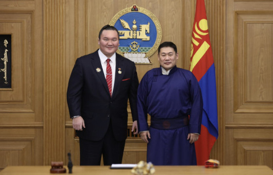 М.Даваажаргал арваннэгдүгээр сард зодог тайлна 