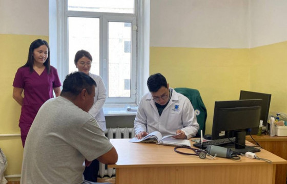 УГТЭ-ийн мэс засал, мэдрэл, зүрх судасны төрөлжсөн баг Баян-Өлгий, Завхан аймагт ажиллаж байна