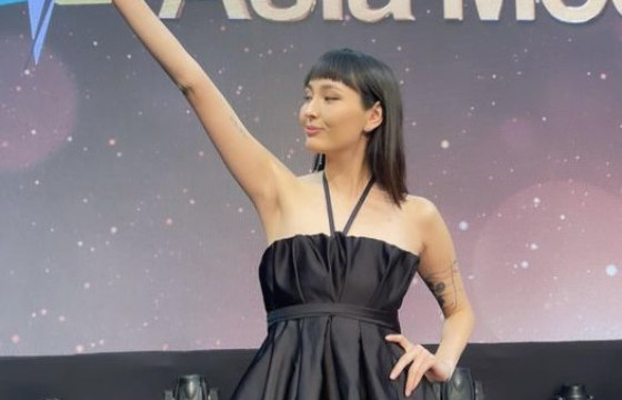 Мисс Ю.Балжидмаа БНСУ-д болсон Asia Model Festival-ийн шилдэг загвар өмсөгчөөр шалгарчээ