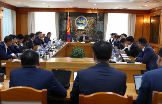 Засгийн газар Газрын тосны бүтээгдэхүүний нөөц тогтоох тухай хэлэлцэж байна