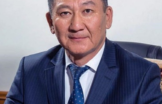 V СУРГУУЛИЙН ЗАХИРАЛ Н.ГЭНДЭНСҮРЭН: н.Пүрэвсүрэн багш хүүхдүүдээс бэлэг нэхэж, дарамталдаг байсан нь тогтоогдвол багшлах эрхгүй болно