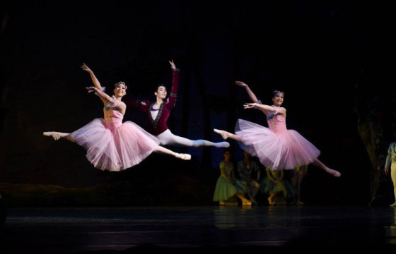 Дуурь бүжгийн эрдмийн театрын нэрэмжит 50 сая төгрөгийн шагналын сантай балетын анхдугаар тэмцээн болно