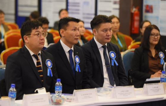 Улсын хоёрдугаар төв эмнэлгийн 44 дэх удаагийн эрдмийн чуулган болж байна