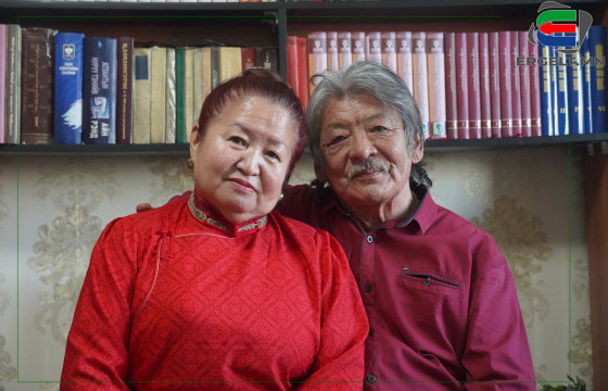 Ж.НЭРГҮЙ: Би “Монголын яруу найраг Д.Нямсүрэнгээр зуун жил зогссон” гэж бичиж байлаа