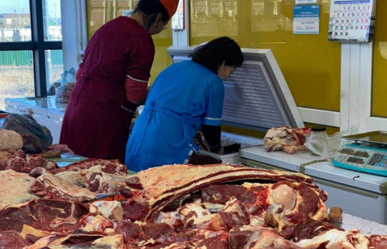 Хүнсний томоохон зах, худалдааны төвүүдэд худалдаалж буй хүнсний бүтээгдэхүүний хаяг шошго, хадгалалтад хяналт шалгалт хийлээ