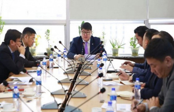 Ковидын үеийн халдвар хамгааллын дэглэмийг мөрдөж ажиллахыг чиглэл болголоо