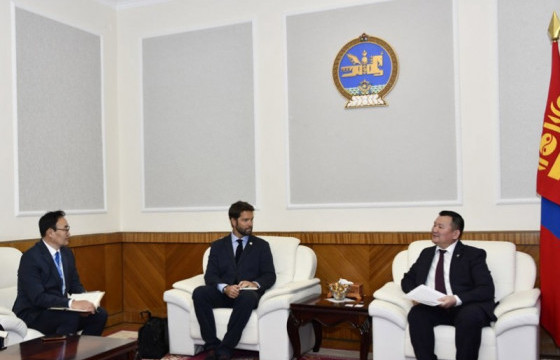 Хүний эрхийн Дээд Комиссарын албаны ажилтан Себастьен Гиёог хүлээн авч уулзлаа