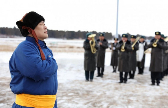 ЕРӨНХИЙ САЙД Л.ОЮУН-ЭРДЭНЭ ЧИНГИС ХААНЫ ХӨШӨӨНД ХҮНДЭТГЭЛ ҮЗҮҮЛЛЭЭ