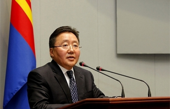 Ц.ЭЛБЭГДОРЖ: Монголынхоо сайн сайхныг бүтнээр нь харж байгаа