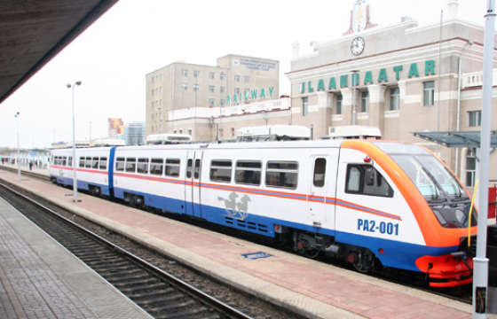 Улаанбаатар-Дархан чиглэлийн хурдны галт тэрэг энэ сарын 28-наас эхлэн аялахгүй