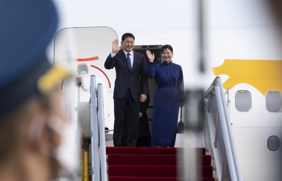 Монгол Улсын Ерөнхийлөгч У.Хүрэлсүх Бүгд Найрамдах Хятад Ард Улсад айлчилж байна