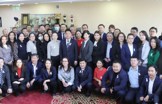 Жендэрт суурилсан хүчирхийлэлтэй тэмцэх 16 хоногийн аянд УУХҮЯ нэгдлээ