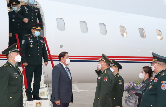 БАТЛАН ХАМГААЛАХЫН САЙД Г.САЙХАНБАЯР БНХАУ-Д АЛБАН ЁСНЫ АЙЛЧЛАЛ ХИЙЛЭЭ