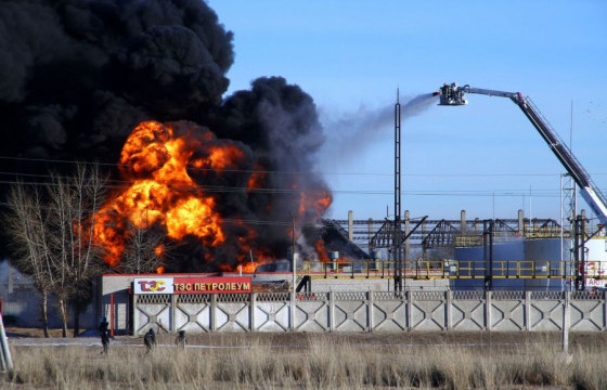 Дархан-Уул аймагт шатахууны нөөцийн сав шатаж, нэг иргэн нас баржээ