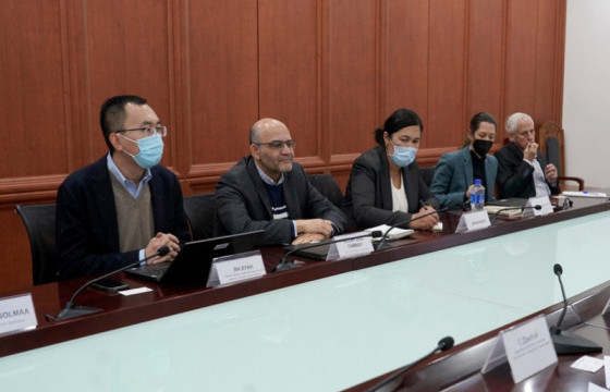 Дэлхийн банкны төлөөлөгчдийг хүлээн авч уулзлаа