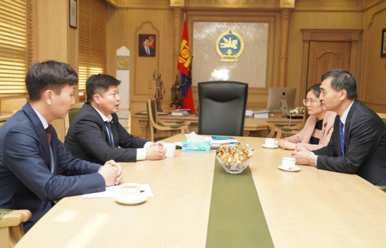 Х.Нямбаатар сайд хилийн “Хавирга” боомтыг нээхээр ажиллаж байна