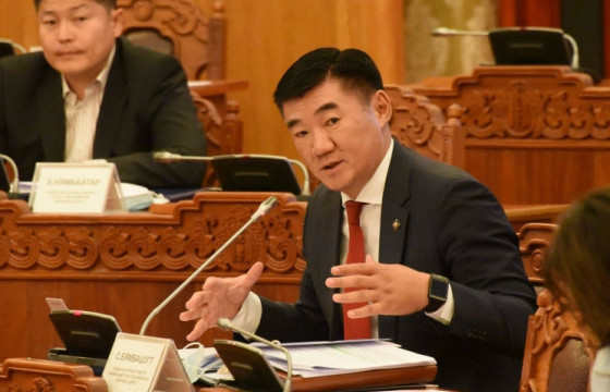 С.БЯМБАЦОГТ: Ерөнхий сайдын суудалд санаархсан зүйл байхгүй