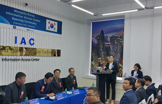 “Цахим ур чадвар олгох төв” нээлтээ хийлээ