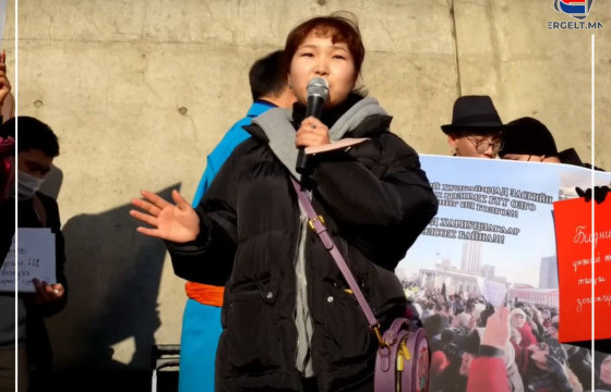 БНСУ-Д ЖАГССАН Б.БАДАМЛХАМ: Монгол Улсад миний хүссэн ирээдүй харагдахгүй байна  