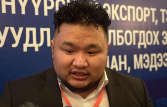 Г.Ирээдүй: Жагсагчид дотроо хуваагдаж байна