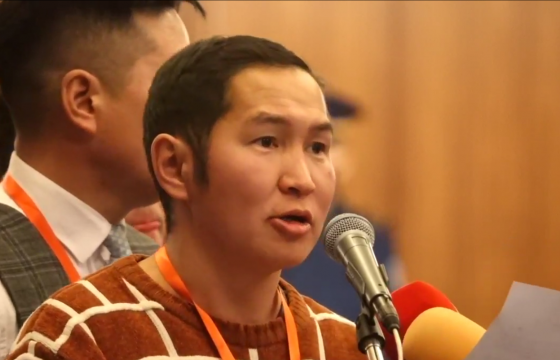 Жагсагчид нээлттэй сонсголд тавих шаардлагаа хүргүүллээ