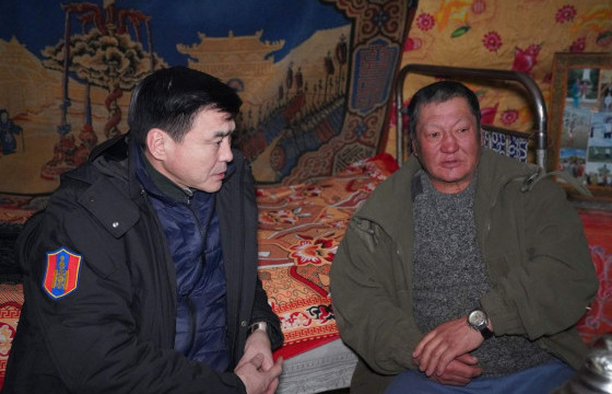 Өвөлжилт хүндэрсэн зарим сумдад шаардлагатай техник, тоног төхөөрөмжийг олгохоор шийдвэрлэлээ