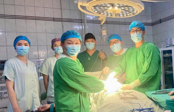 Улсын Гуравдугаар Төв эмнэлгийн мэдээгүйжүүлгийн төрөлжсөн мэргэшлийн эмч Хөвсгөл аймагт ажиллалаа