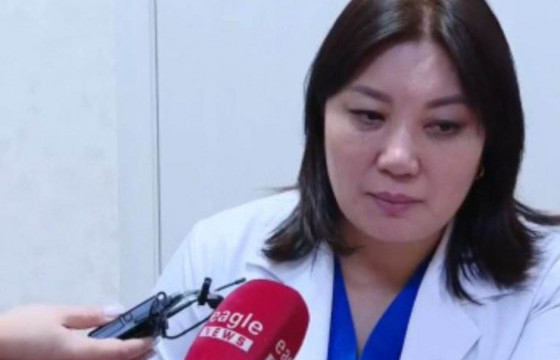 Ц.Алтантуяа: Машиндаа төрсөн эмэгтэй төв зам дагуу машинаа байрлуулсан учир манай эмнэлгийн хоёр эмч очиж үзлэг хийсэн 