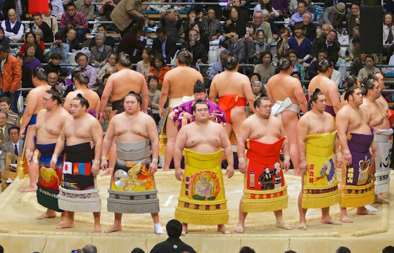 Хацү башёд 20 монгол сүмоч зодоглоно