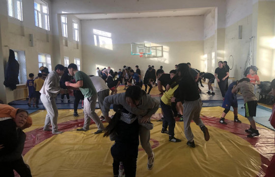 Төв аймгийн чөлөөт бөхийн хүүхдүүд нэгдсэн бэлтгэлд гарчээ