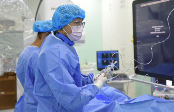 ЭМЯ: Монгол Улсад эмчлэгдэх боломжгүй байсан зургаан өвчний эмчилгээг нэвтрүүлж чадлаа