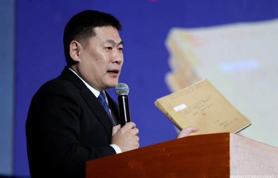 Л.ОЮУН-ЭРДЭНЭ: БИ Х.НЯМБААТАР САЙДАД ЖАГСАГЧИДТАЙ ХҮНДЭТГЭЛТЭЙ ХАНДАХЫГ ЗАХИЖ БАЙГАА