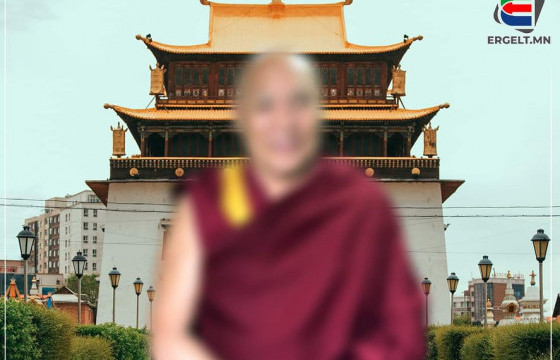 СҮСЭГТЭН ОЛНЫ НОМ УНШУУЛАХААР ТУШААСАН 35 САЯ ТӨГРӨГИЙГ ХУВЬДАА ЗАВШСАН ГЭХ ГАНДАНТЭГЧЭНЛИН ХИЙДИЙН ЛАМ А.ГАНСЭЛЭМ: КАССЫН ОРЛОГОО МАШИНААСАА ХУЛГАЙД АЛДЧИХСАН