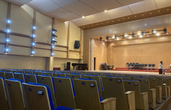 Япон Улсын тусламжаар СТӨ-ний концертын бага танхимыг засаж, тохижууллаа