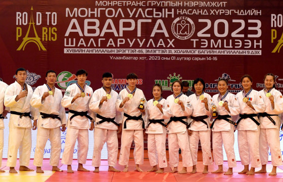 Холимог багийн тэмцээний хэсгийн аваргын барилдаан эхэллээ