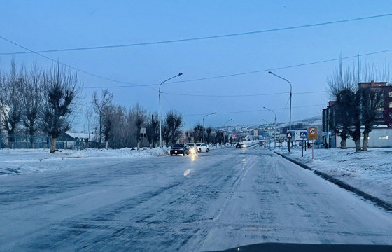 С.НАСАНБАТ: Дархан-Уул аймгийн сүүдэр газар, гэр хорооллын автозам мөстсөн, төв зам нь халтиргаагүй байгаа