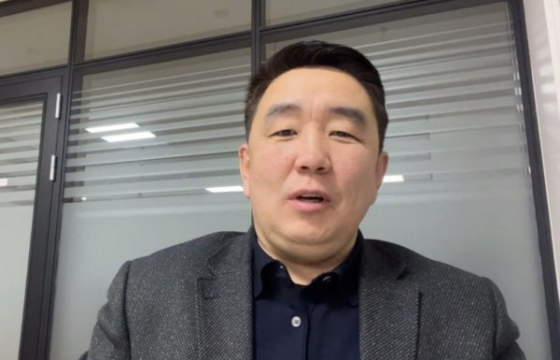 Д.Мөнх-Эрдэнийг дахин цагдан хорьжээ