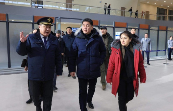 Ерөнхийлөгч У.Хүрэлсүх Замын-Үүд боомтын шинэ цогцолбор, Ложистикийн төвд ажиллалаа