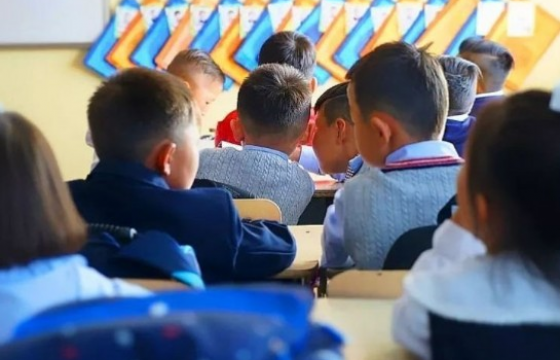 БШУЯ: Сар шинийн баярын өдрүүдээр сурагчдыг бүтэн амраана