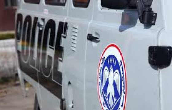 Төрсөн эцгийгээ хутгалж, хөнөөгөөд хэргийн газраас зугтсан этгээдийг баривчилжээ 