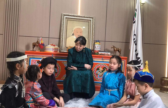 АЛАГ МЭЛХИЙ ӨРӨХ ЁСОН