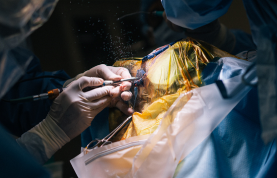 ГУРАВДУГААР ТӨВ ЭМНЭЛЭГ УНАЛТ ТАТАЛТЫН МЭС ЗАСАЛ ЭМЧИЛГЭЭГ БИЕ ДААН ХИЙЖ ЭХЭЛЖЭЭ