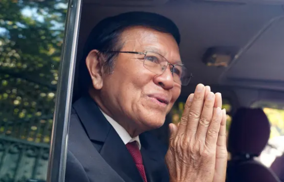 Камбожийн сөрөг хүчний удирдагч 27 жилийн хорих ял сонслоо