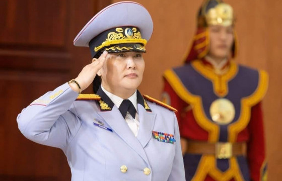 БРИГАДЫН ГЕНЕРАЛ Г.БОЛОРТ ОЛОН УЛСЫН ЭМЭГТЭЙЧҮҮДИЙН “ХАТАН ЗОРИГ” ШАГНАЛ ОЛГОХООР БОЛЖЭЭ  